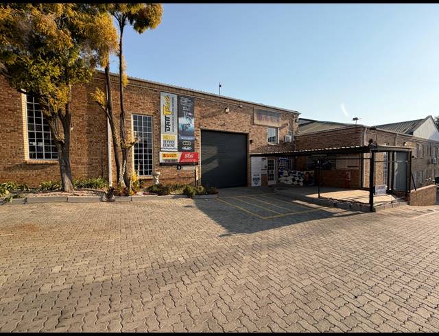 350M² WAREHOUSE TO LET IN HALFWAY HOUSE